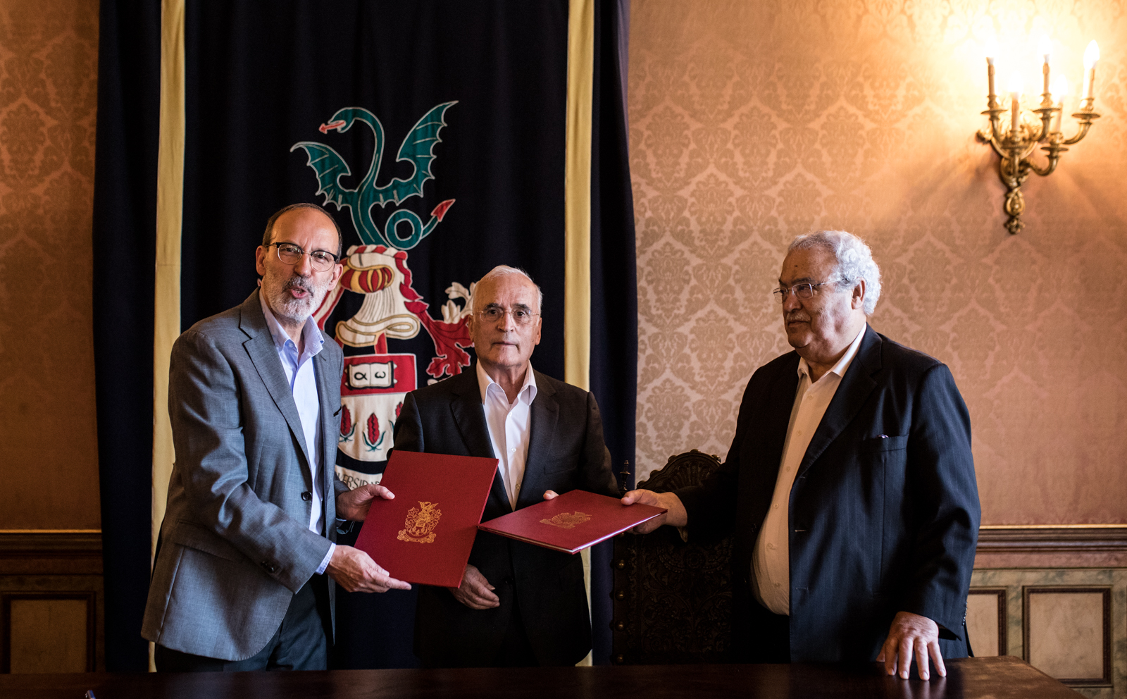 Thumbnail da galeria Assinatura Protocolo Moldit